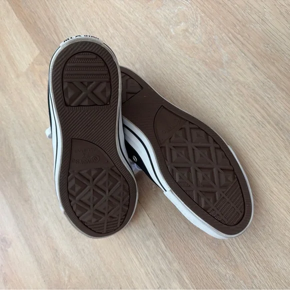 Converse Lace-Up Sneakers - Picture 2 of 5